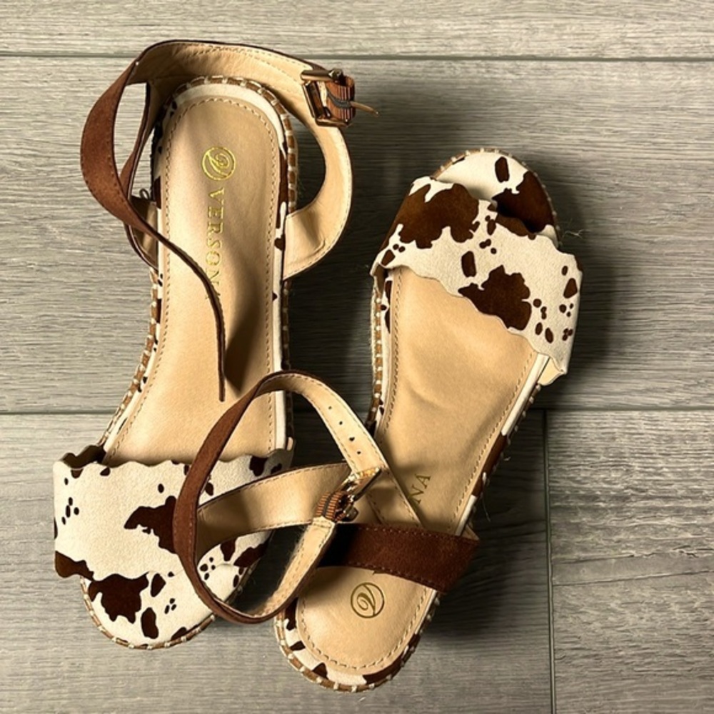 Versona Brown and Cream Espadrilles, Feminine and Retro! Size 7.5